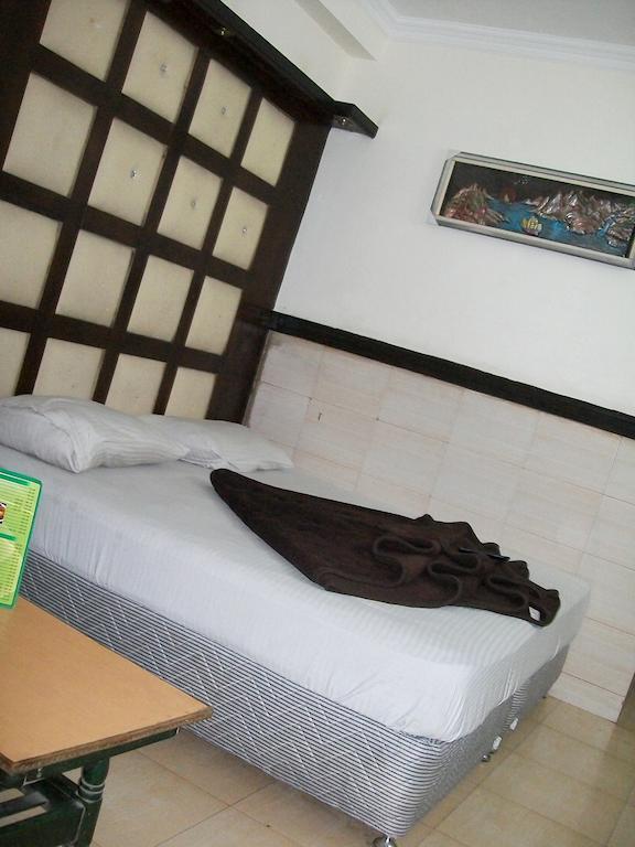 דלהי Hotel Milan Continental מראה חיצוני תמונה